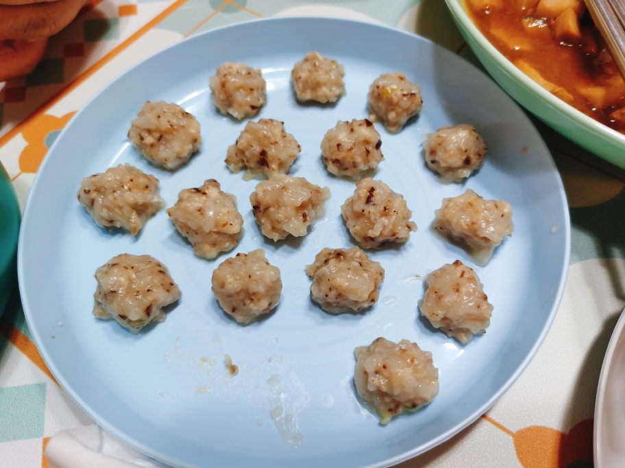 宝宝辅食/香菇鸡肉萝卜丸子（10M+）的做法