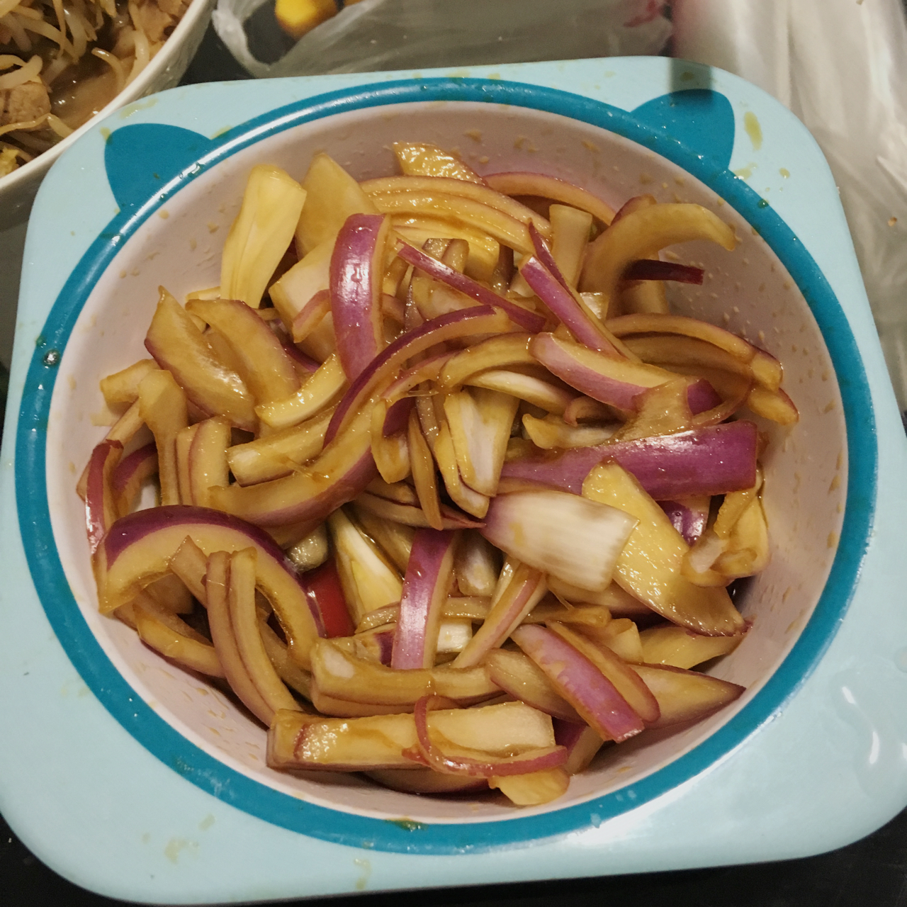 小鲁鲁lalala做的生腌洋葱