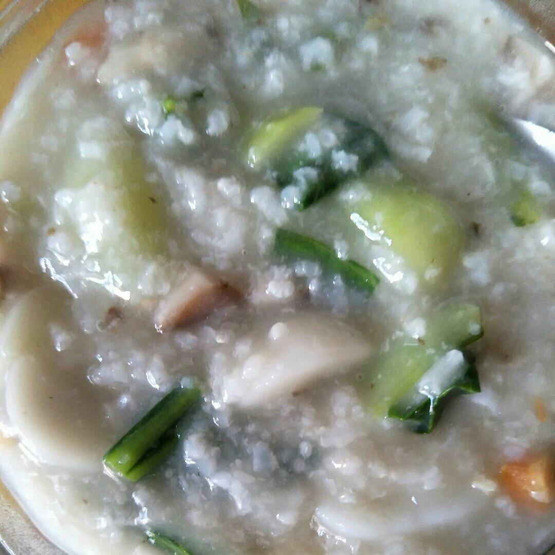 mego做的香菇青菜粥(砂锅粥)