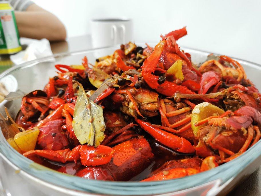 【黄油蒜蓉小龙虾×麻辣小龙虾】