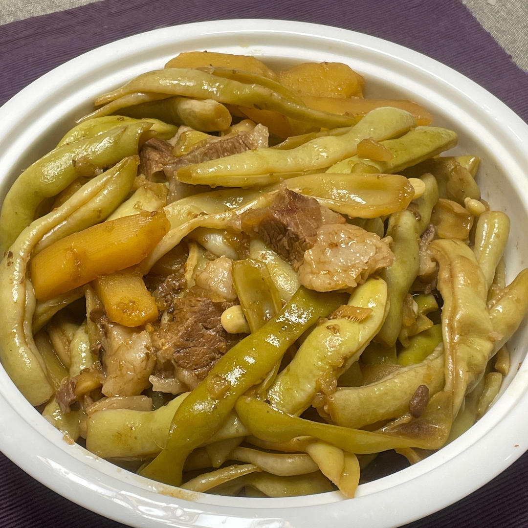 不吃两碗饭你找我！东北做法 酱炖芸豆土豆五花肉