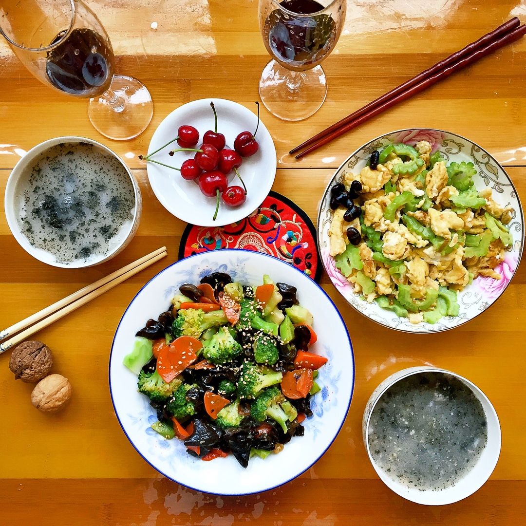 蚝油西兰花木耳