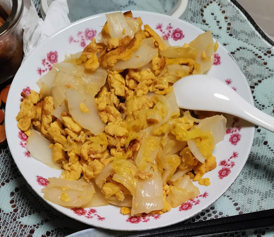 家常白菜炒鸡蛋