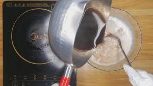 咖啡椰汁千层马蹄糕，广东人的最爱，配方比例详细介绍。新手也能一次成功的做法 步骤10