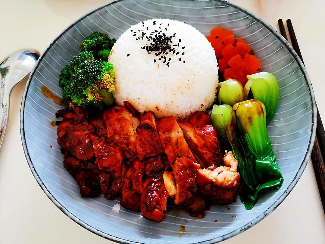 照烧鸡腿饭