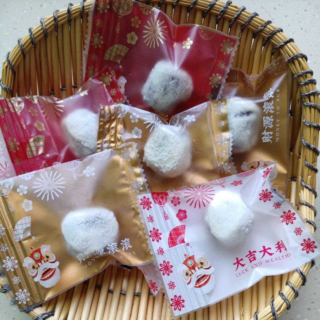 奶香浓郁，软糯香甜的～巴旦木夹心奶枣