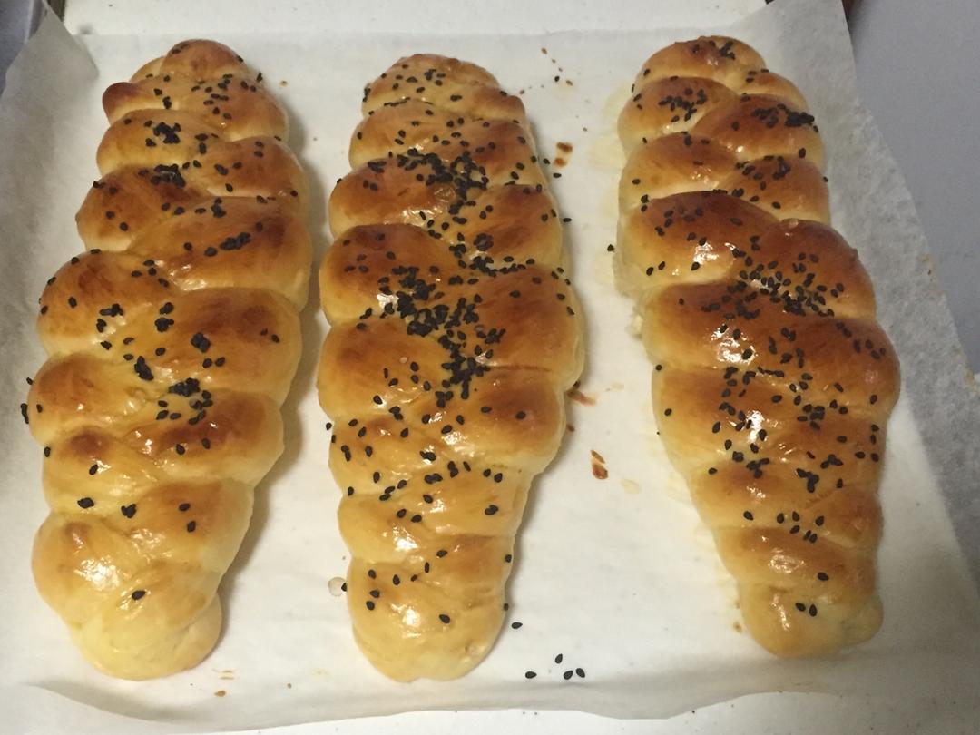 酸奶辫子面包（一次发酵）