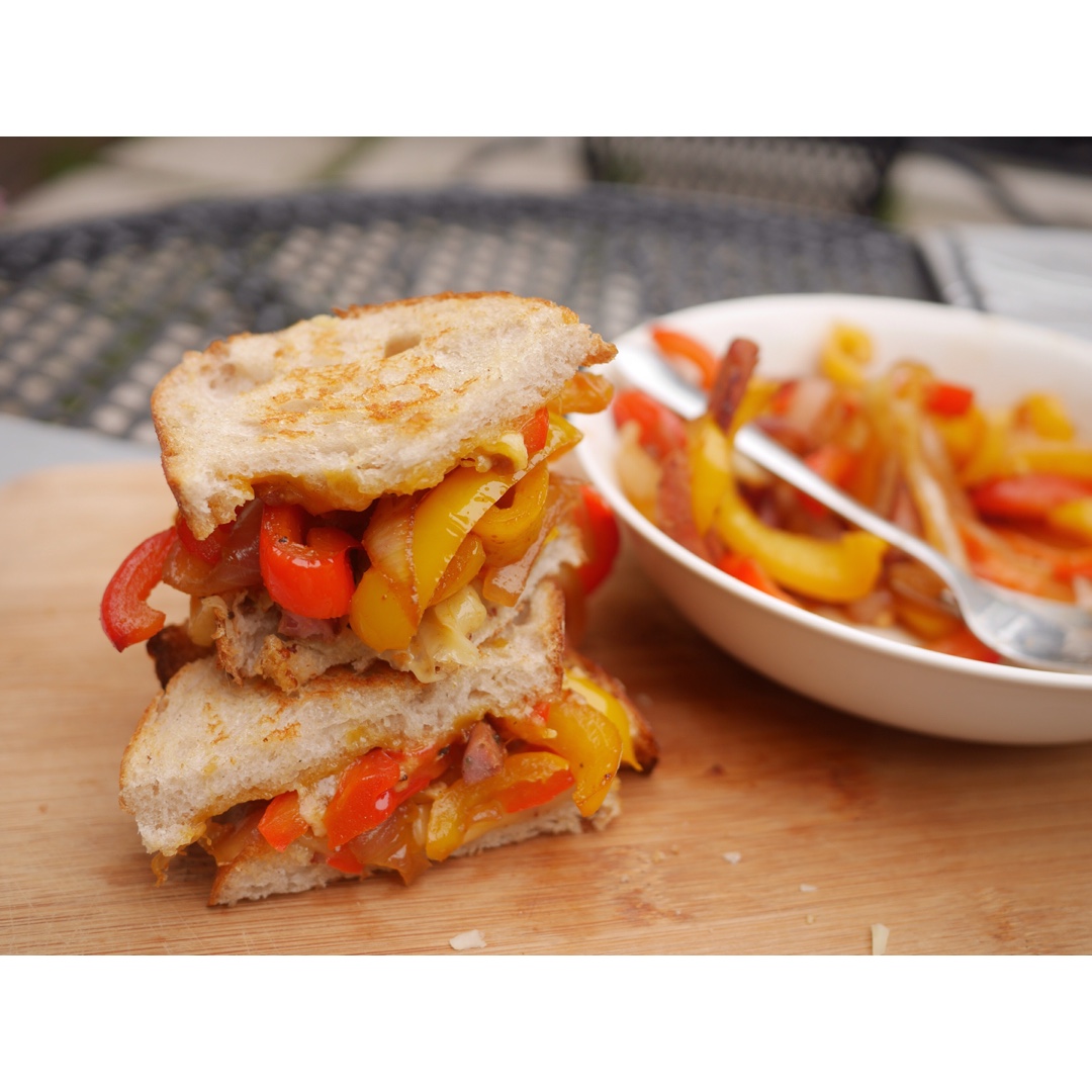 chicken/beef fajita sandwich