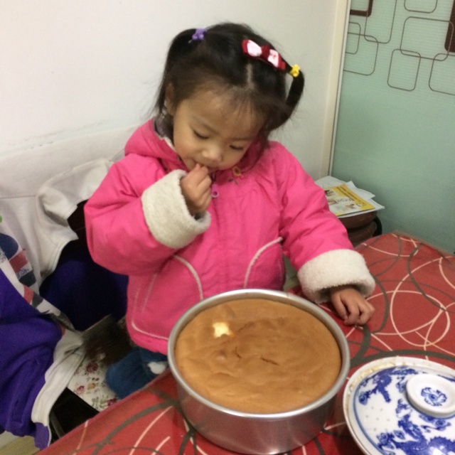 超简单完美戚风蛋糕（6寸2蛋）附打发、翻拌、脱模视频