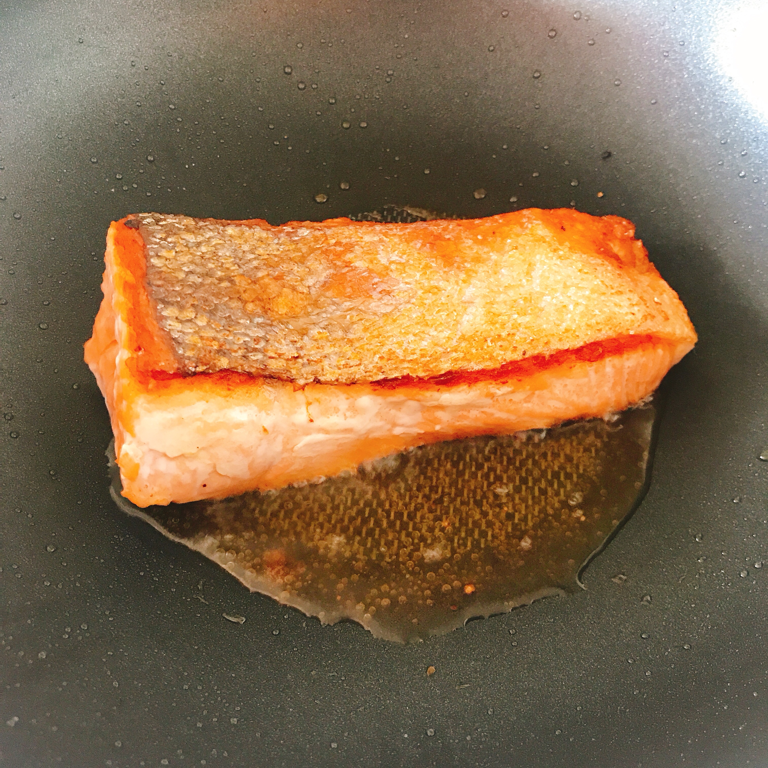 香煎三文鱼的做法 步骤3
