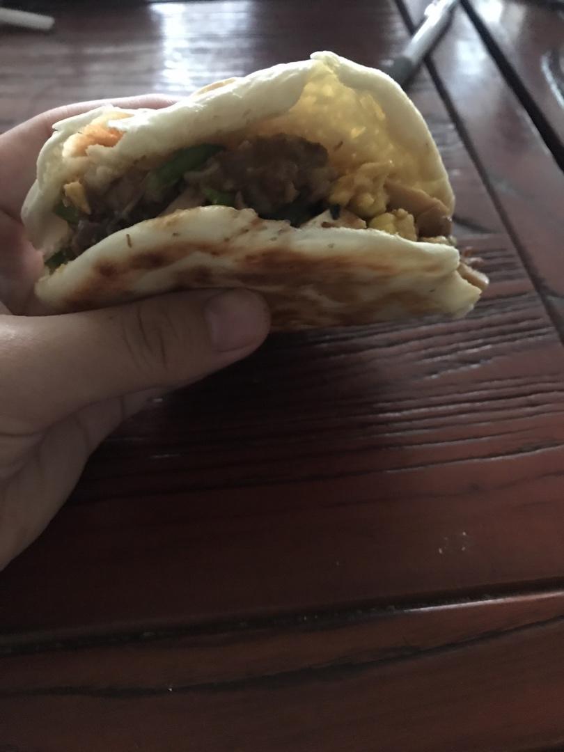 肉夹馍饼(不用泡打粉也外酥里嫩的肉夹馍饼)