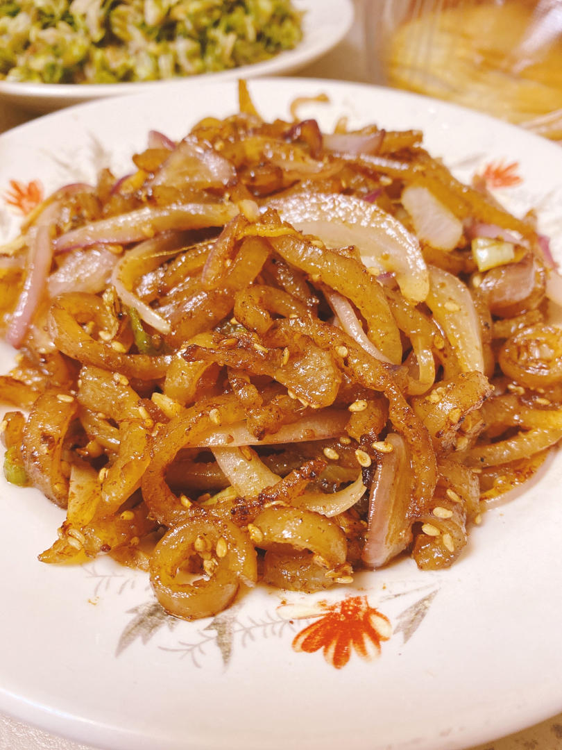 爆炒肉皮