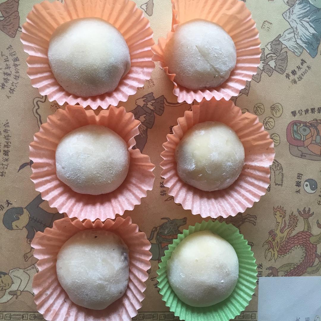 腹黑白胖子——奥利奥雪媚娘