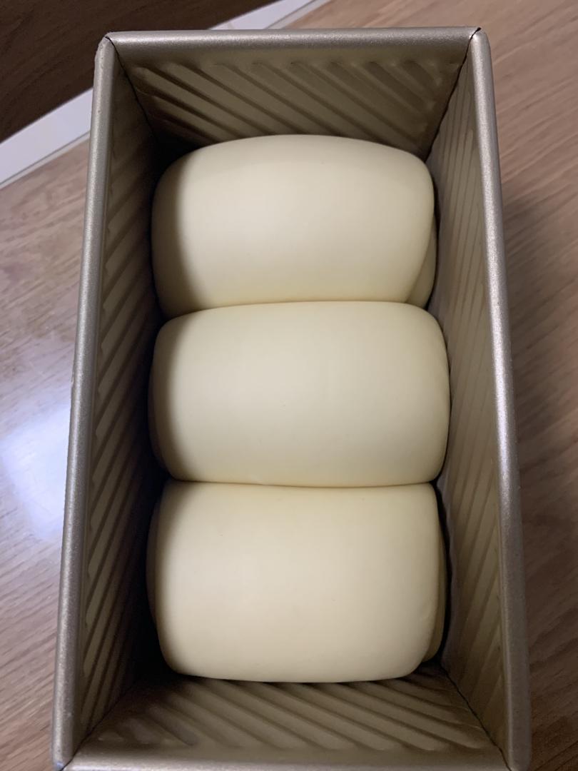 纯奶手撕吐司