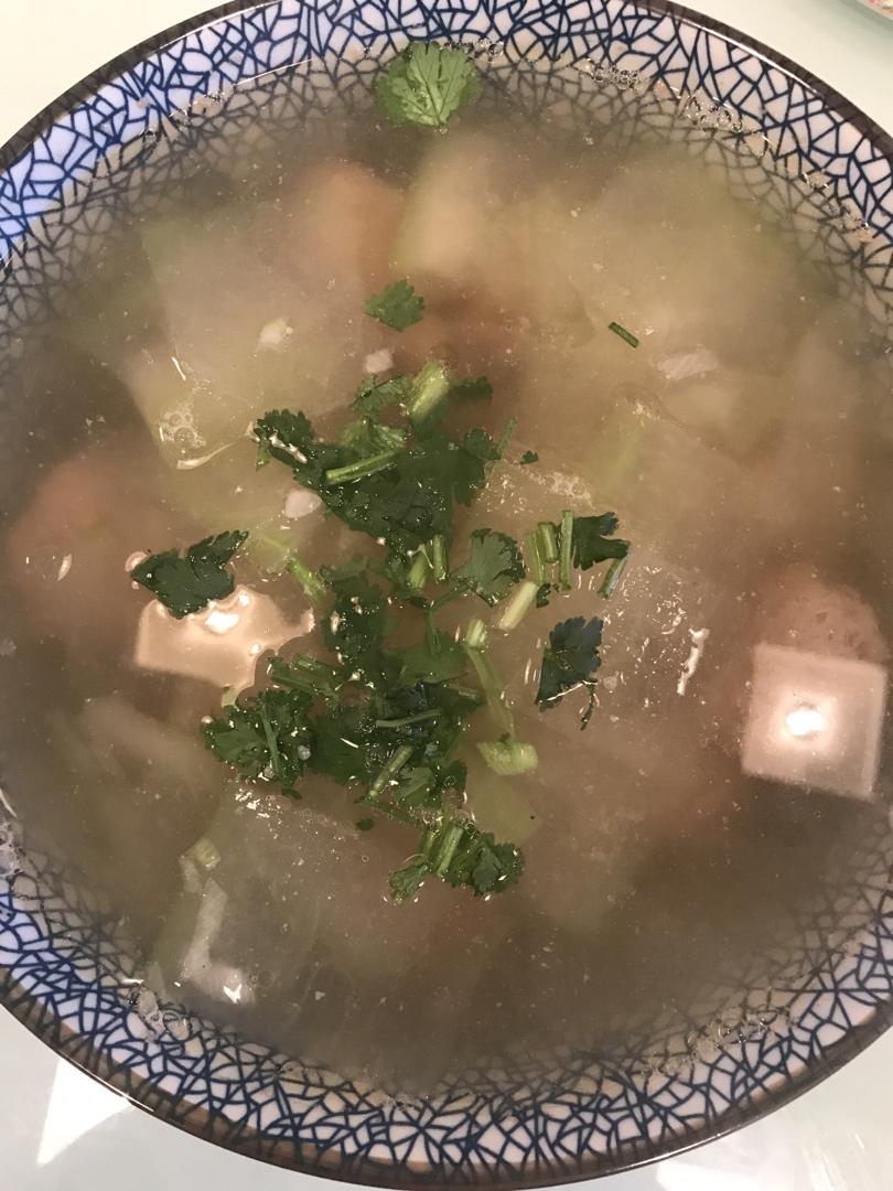 夏天不可错过的家常味--冬瓜丸子汤