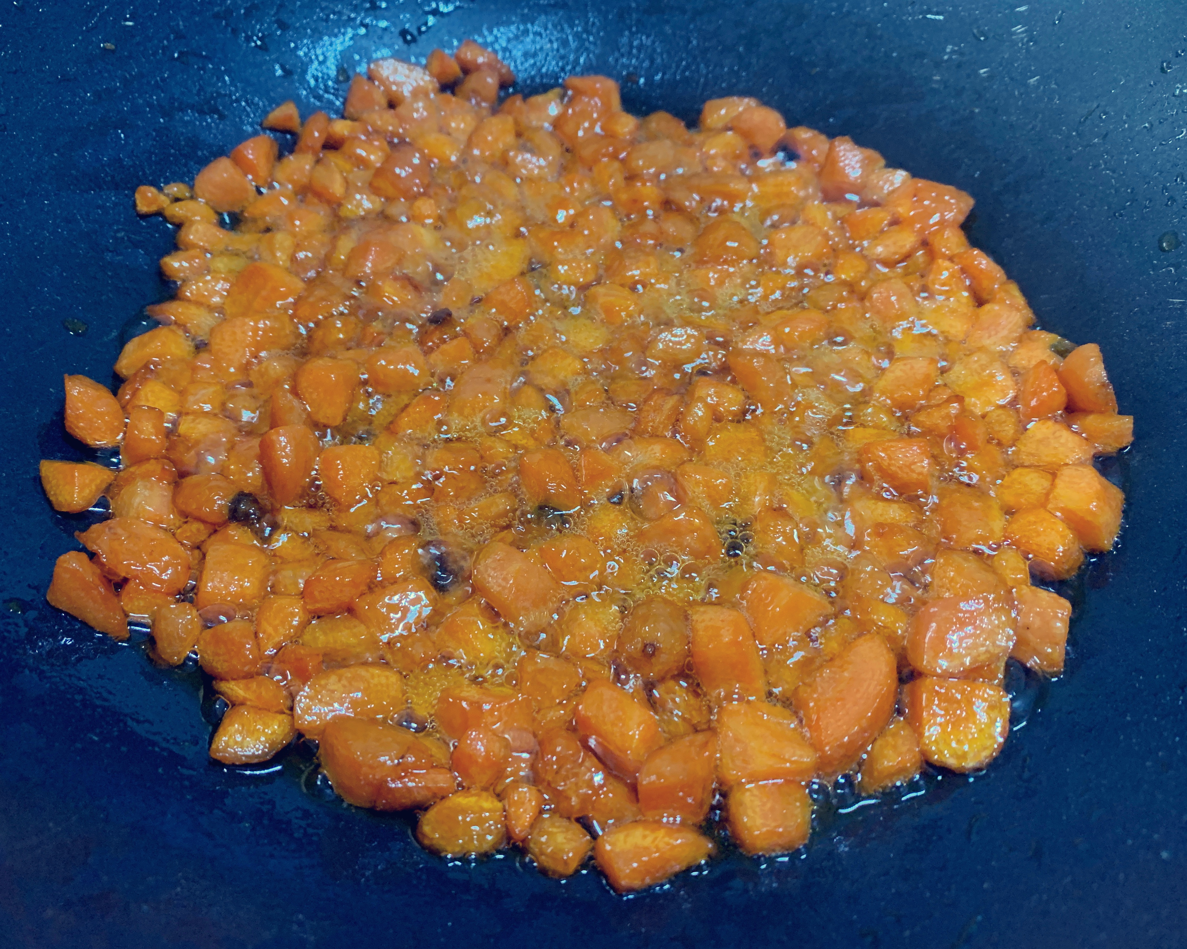 没胡萝卜味儿的豉油胡萝卜的做法 步骤3