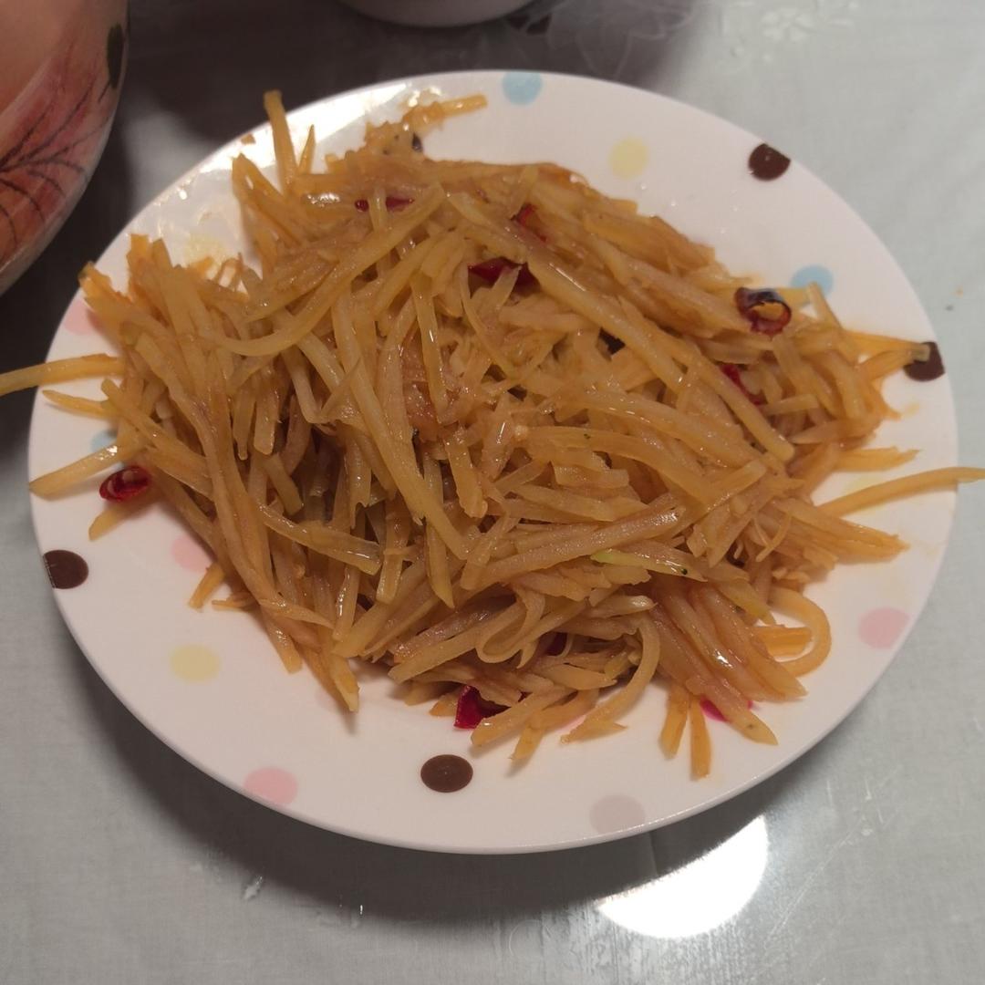 酸辣土豆丝的家常做法 超级下饭