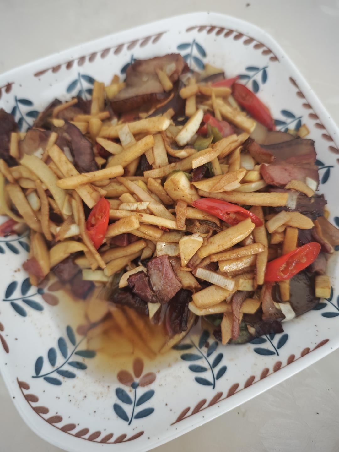 小竹笋炒腊肉
