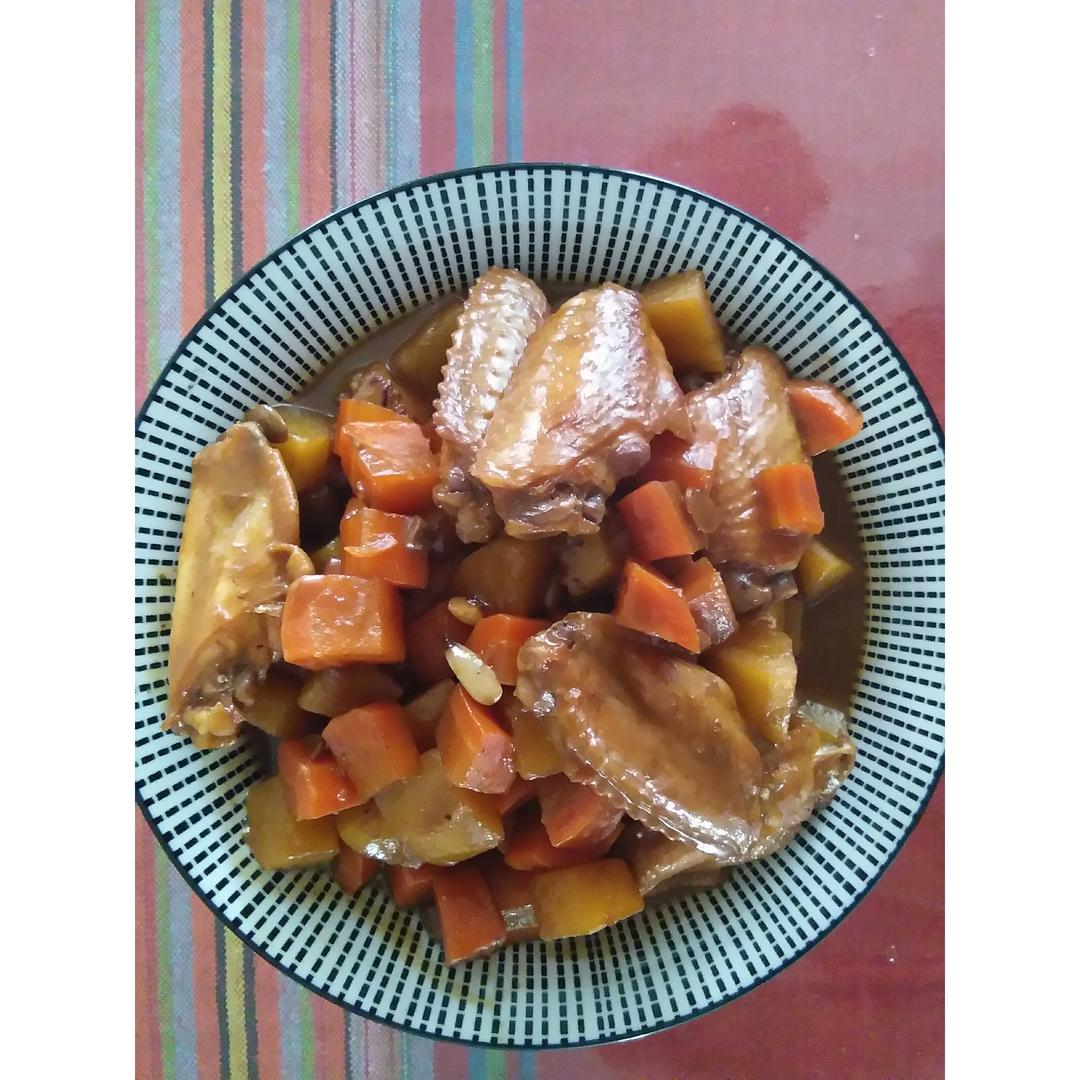 胡萝卜土豆烧鸡翅