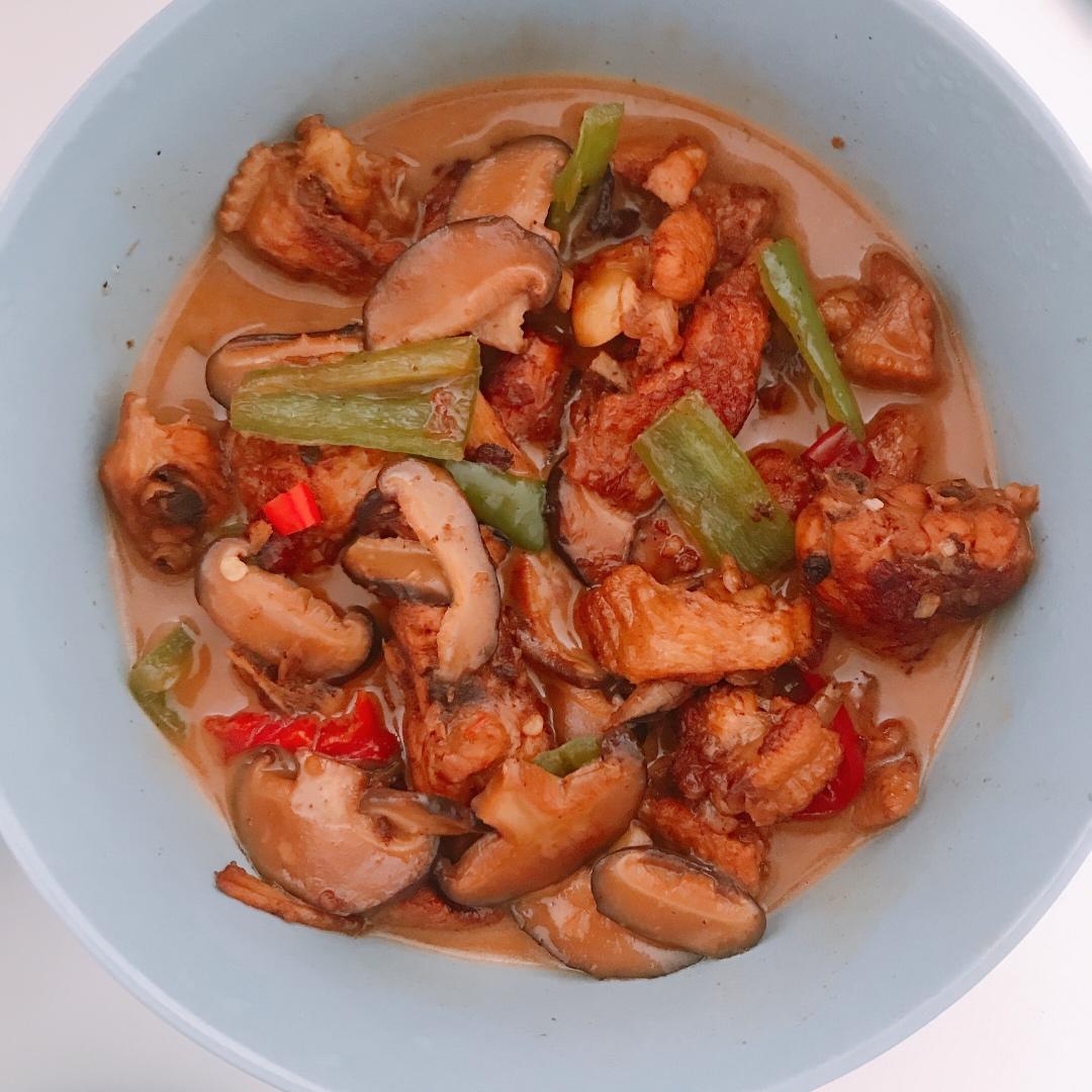 比饭店好吃很多倍的黄焖鸡