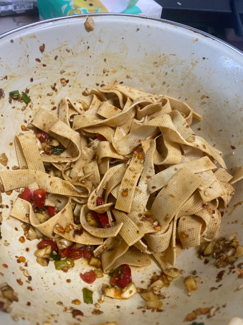 ‼️比辣条还好吃百倍〰️香辣豆皮✅零厨艺