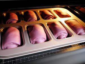 迷你紫薯蜜豆面包卷的做法 步骤12