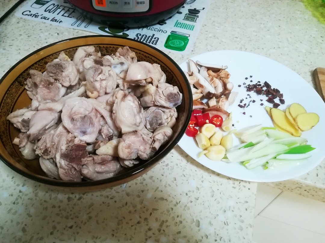 简易版韩式辣鸡的做法 步骤2