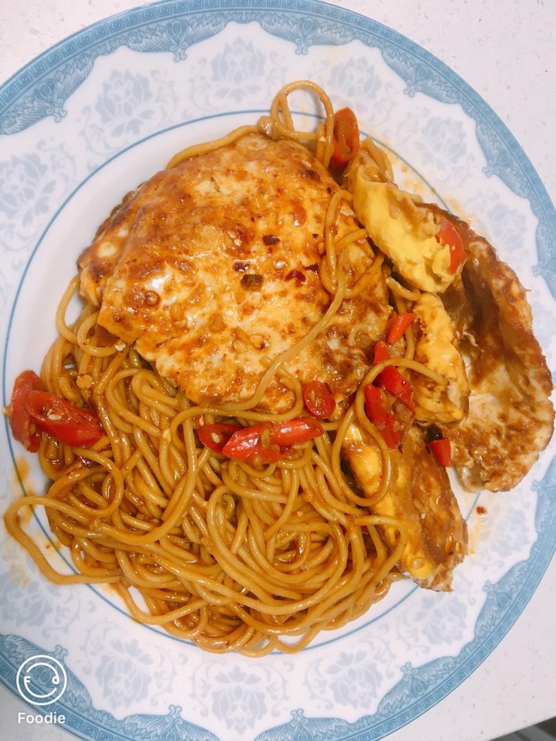 香到舔盘子🉐️荷包蛋焖面🍜超满足❗️