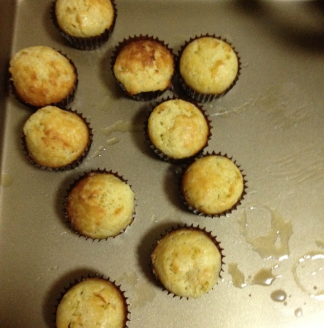 君之书上的香蕉马芬蛋糕