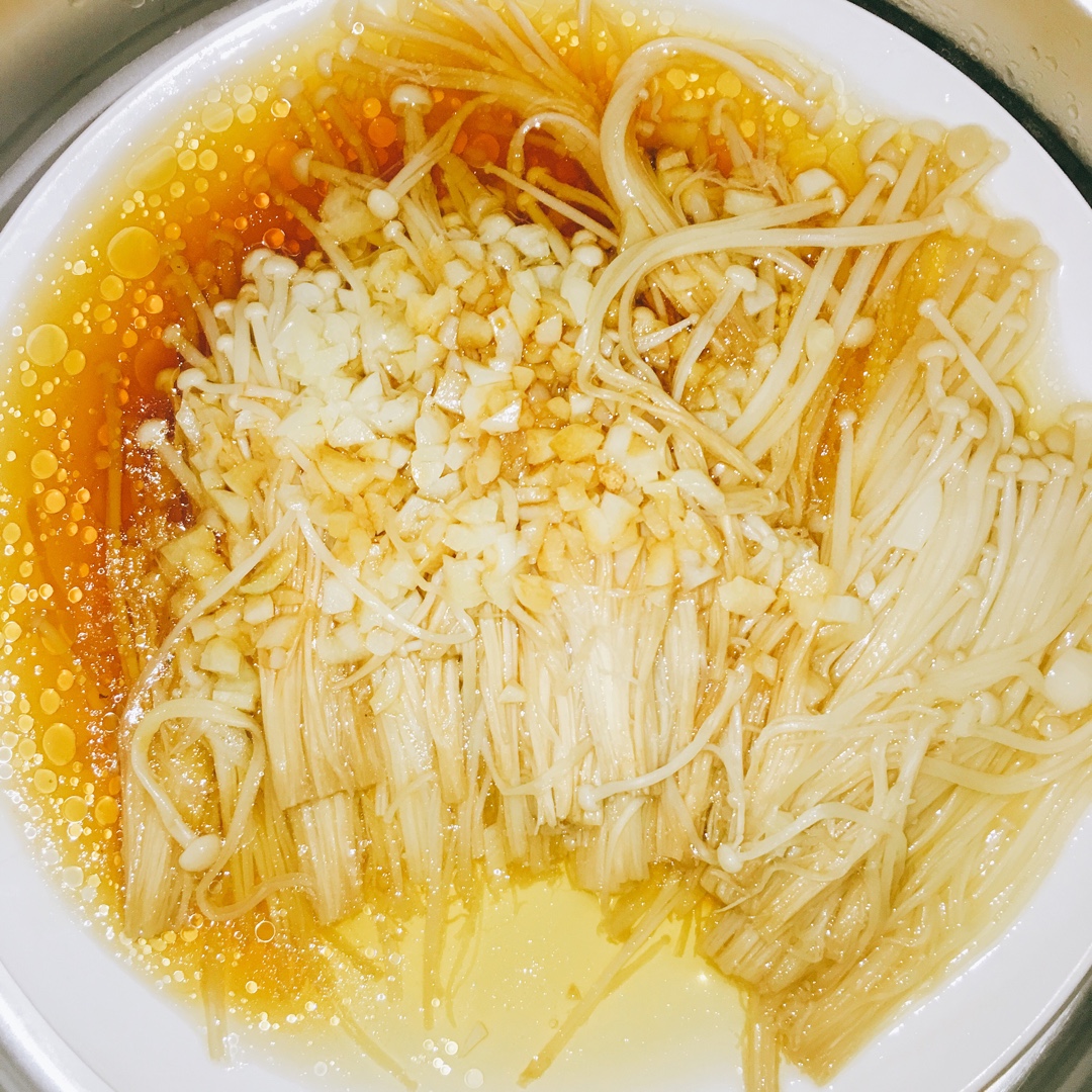 蒜蓉蒸金针菇