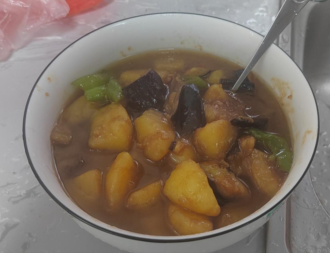 超级下饭的地三鲜