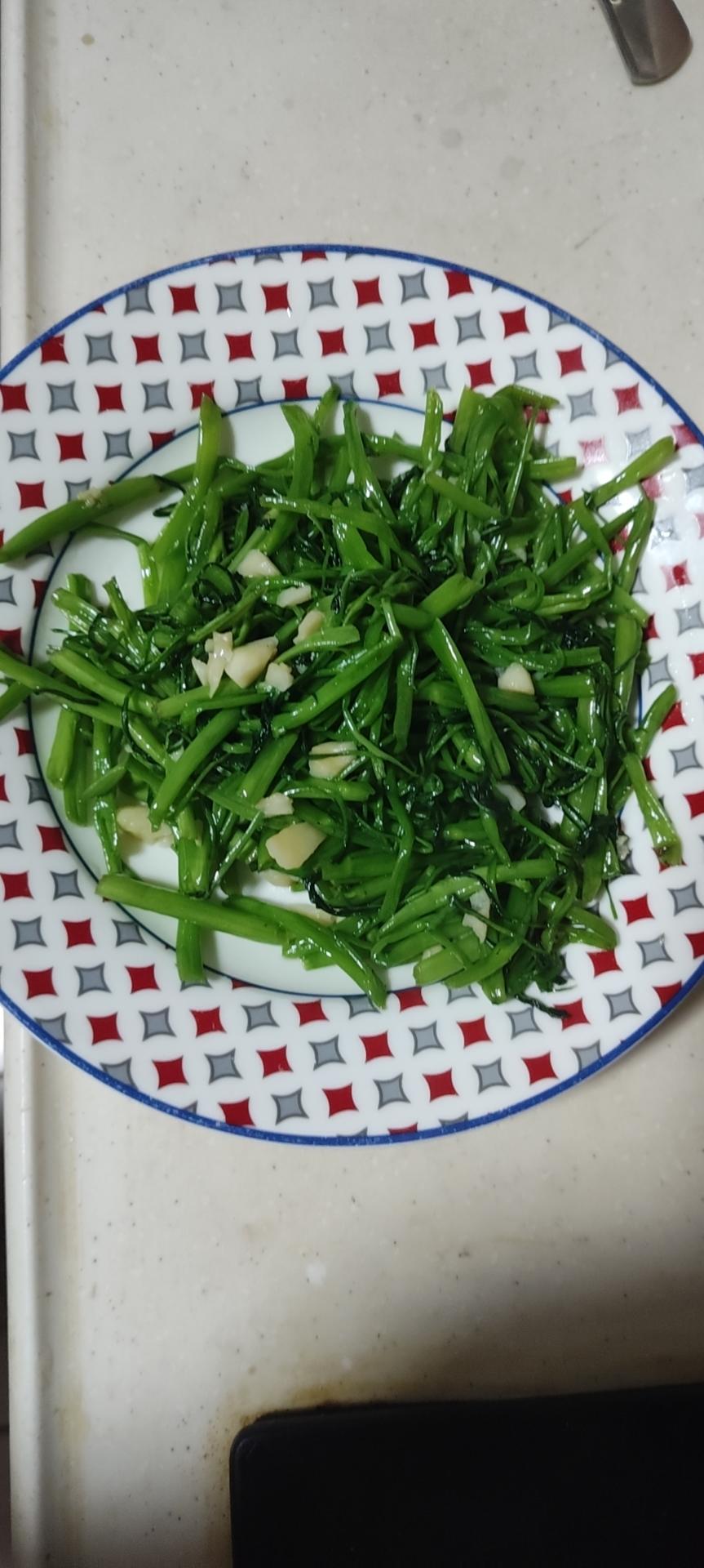 炝炒空心菜（不黑的秘密）