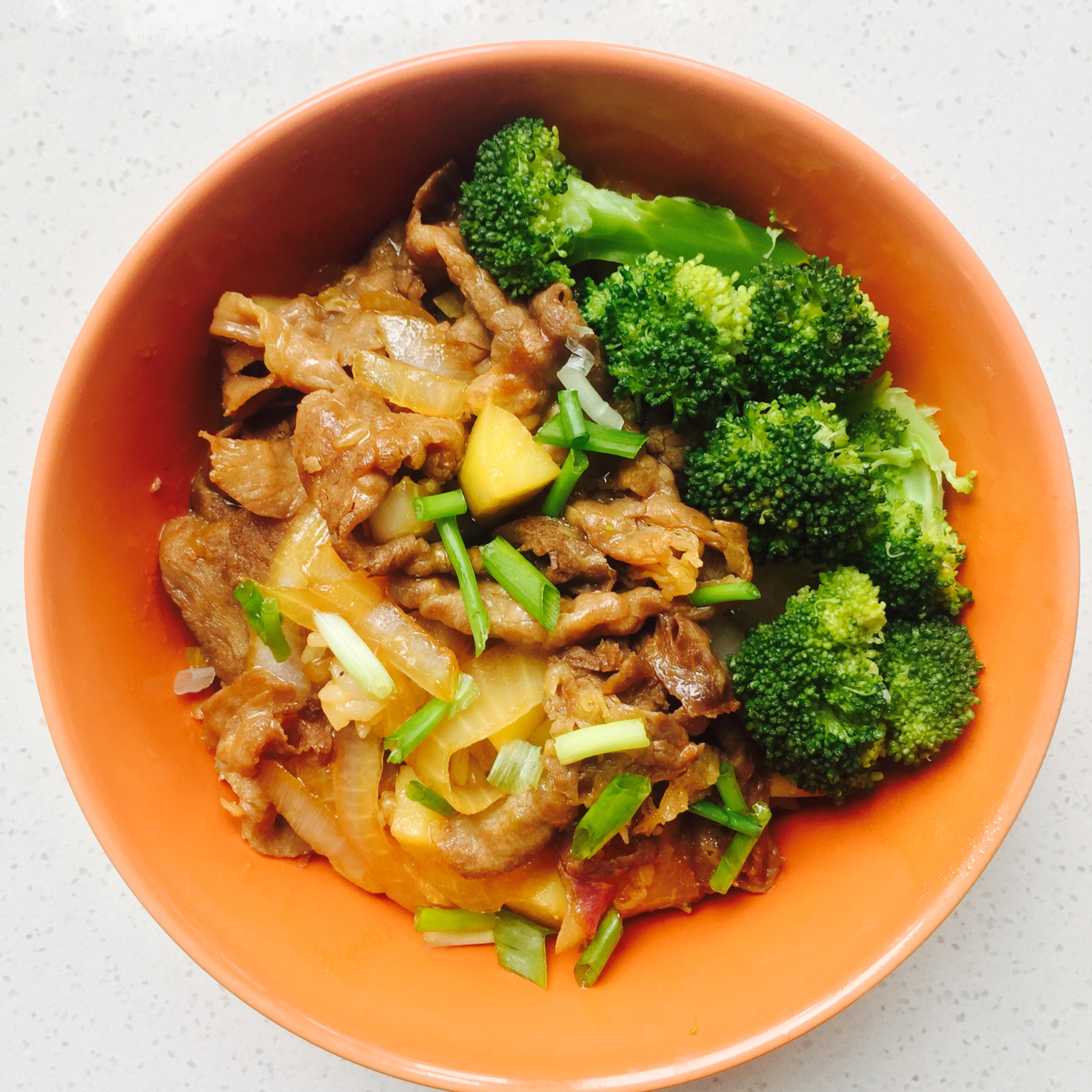 肥牛土豆饭