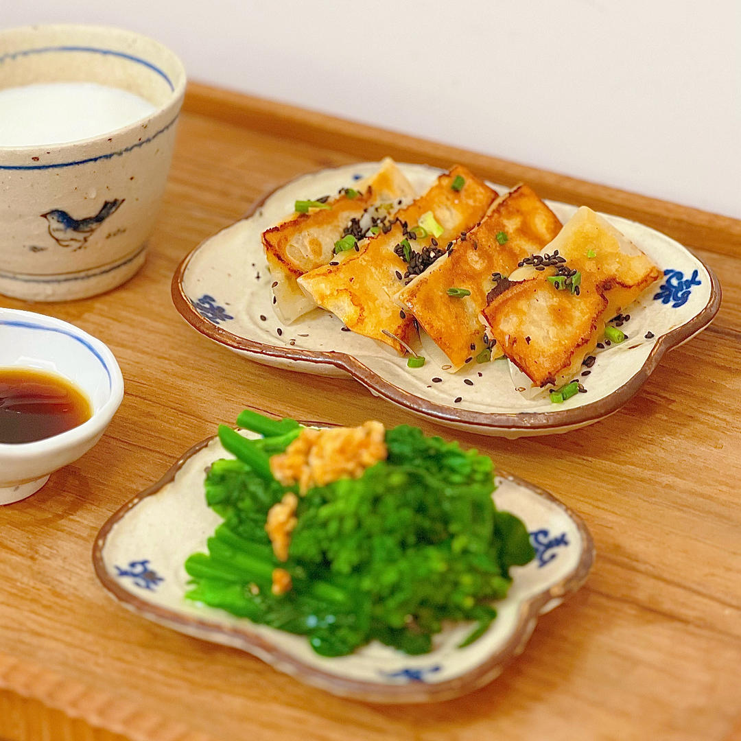 荠菜海米猪肉锅贴