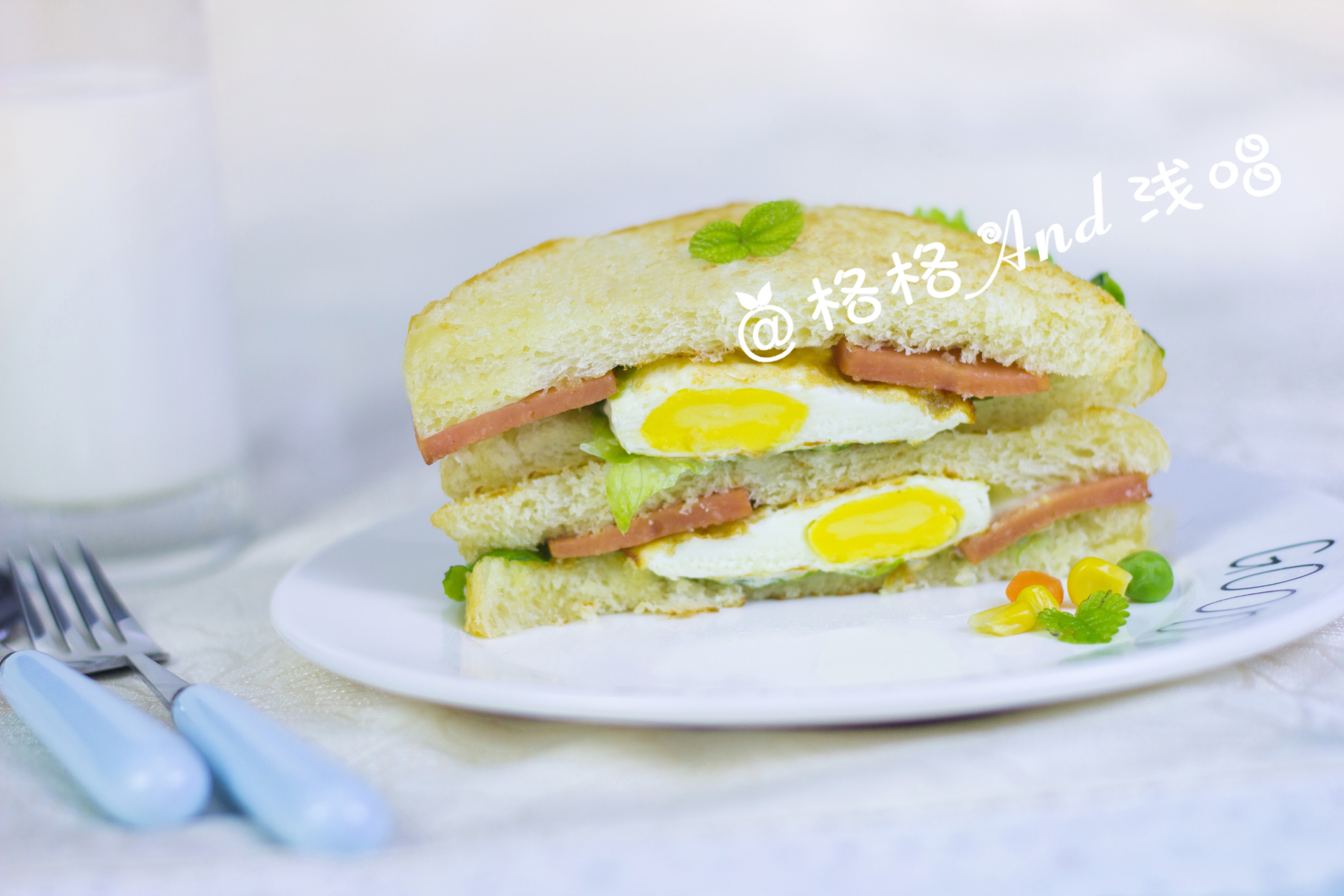 吐司鸡蛋三明治！❤️美好的一天从早餐开始啦。