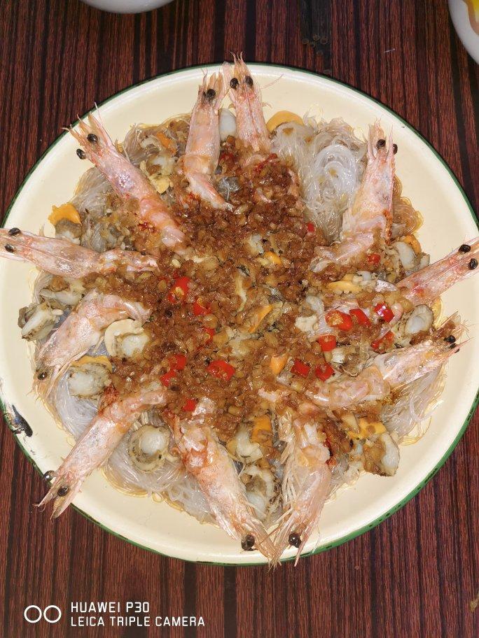 蒜蓉扇贝肉蒸粉丝