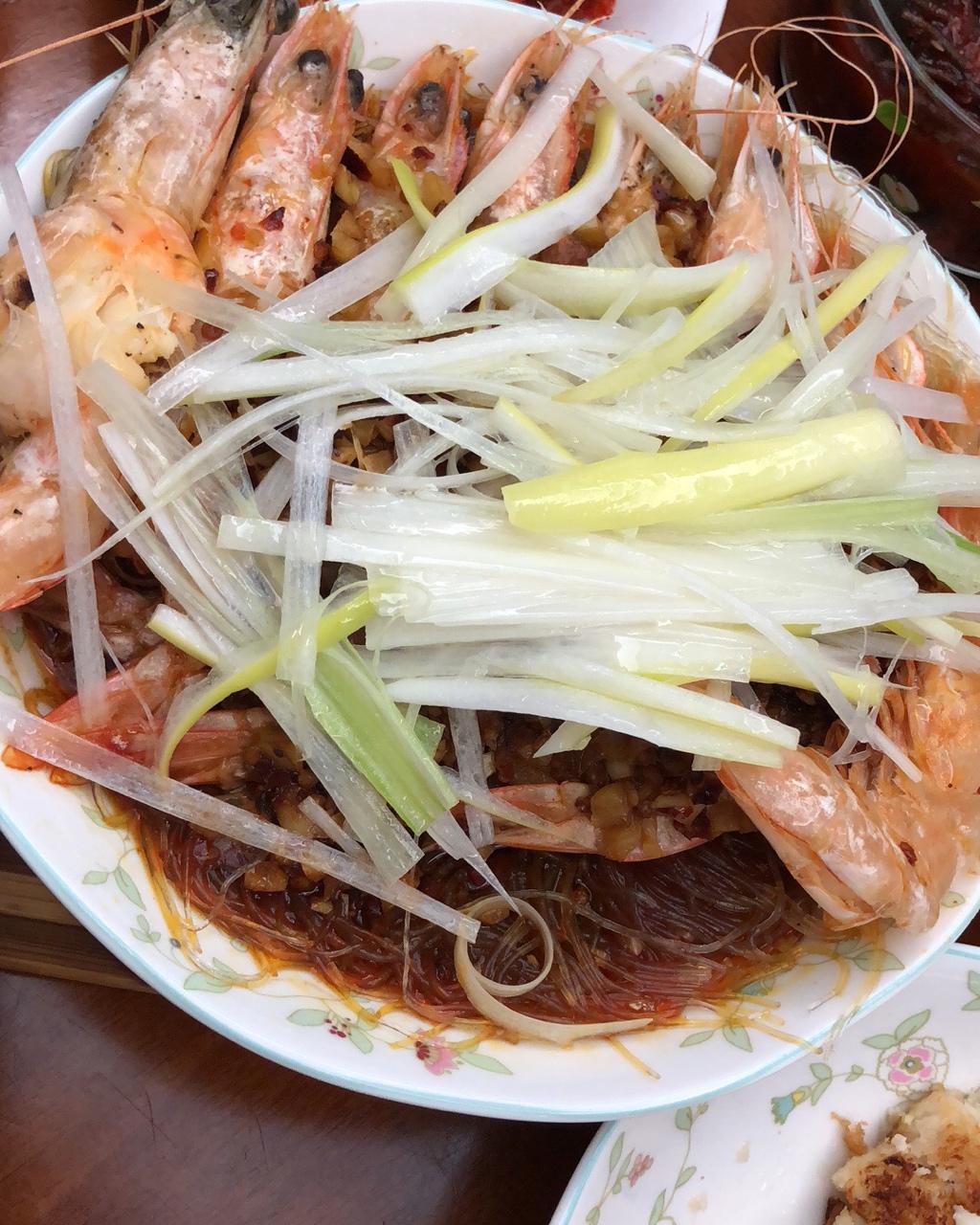 蒜蓉粉丝蒸大虾