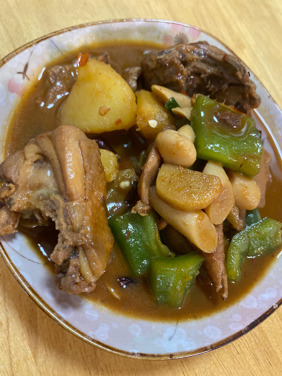 鸡公煲（超级简单 很好吃）