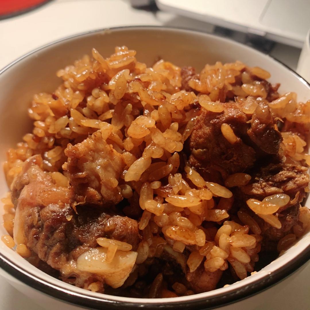 喷香排骨焖饭（爆好吃）