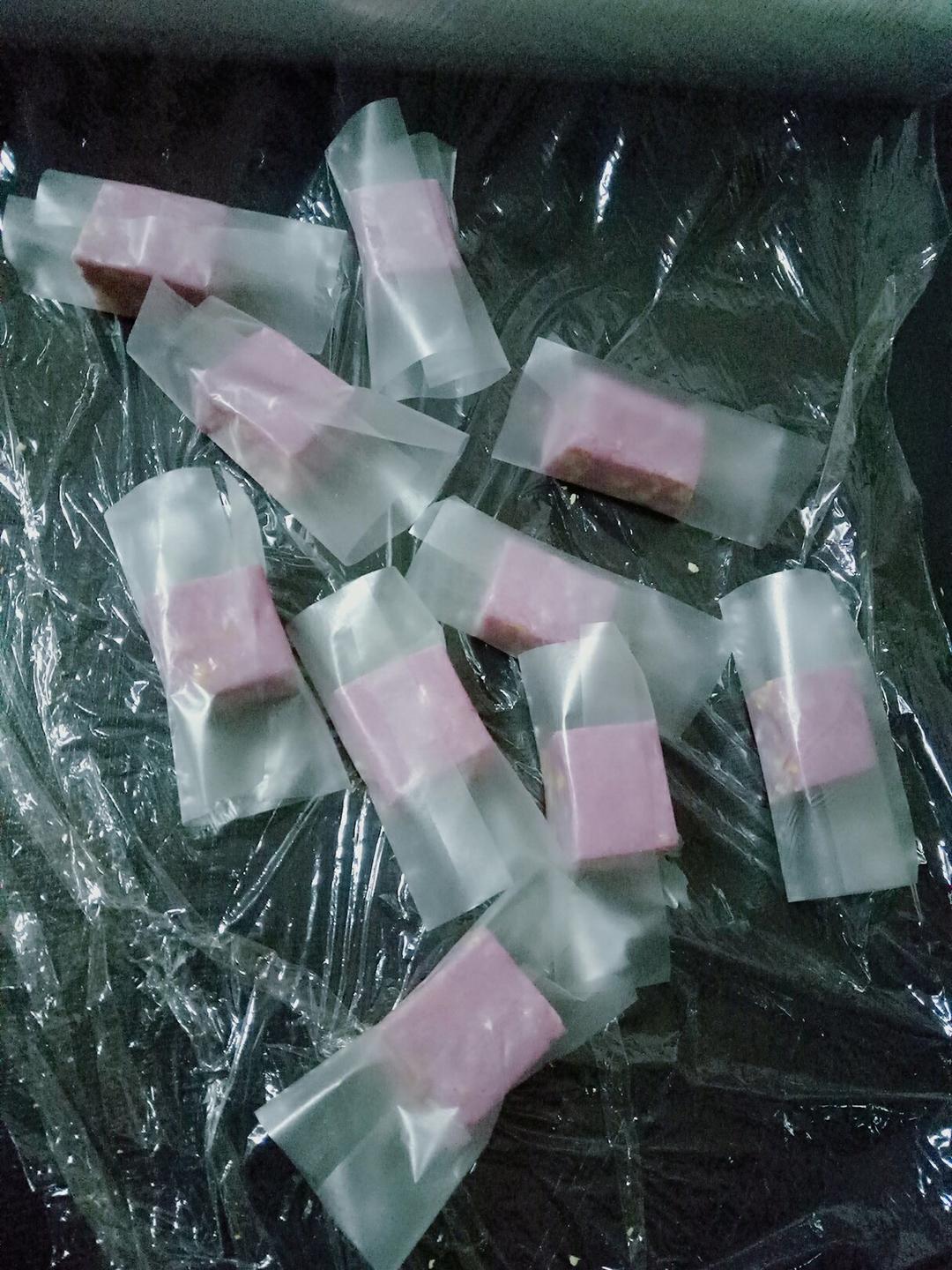 牛轧糖万用公式<棉花糖微波炉版>-附海盐咖啡牛轧糖/南瓜肉桂牛轧糖