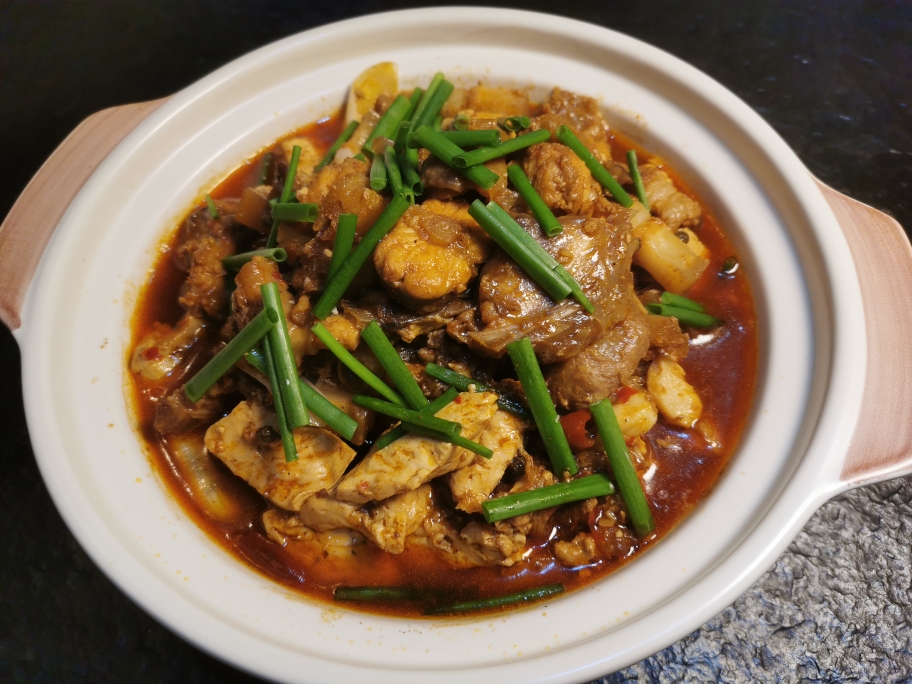 安康鱼炖豆腐的做法