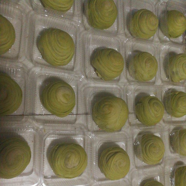 圆圆满满绿豆酥