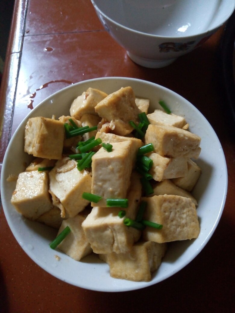 清炒豆腐块 鲜嫩可口又入味 最快手的豆腐炒法