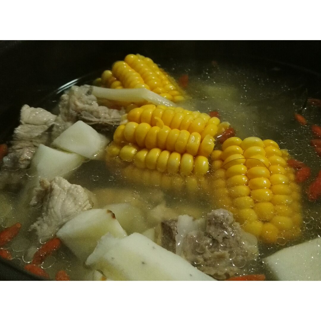 山药玉米排骨汤
