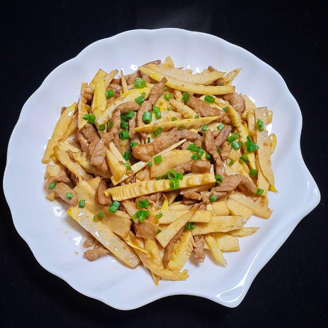 lorraine玲做的肉炒笋丝