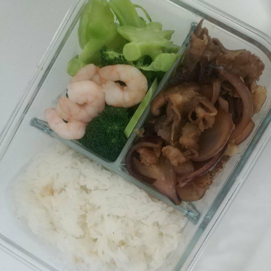 洋葱肥牛饭