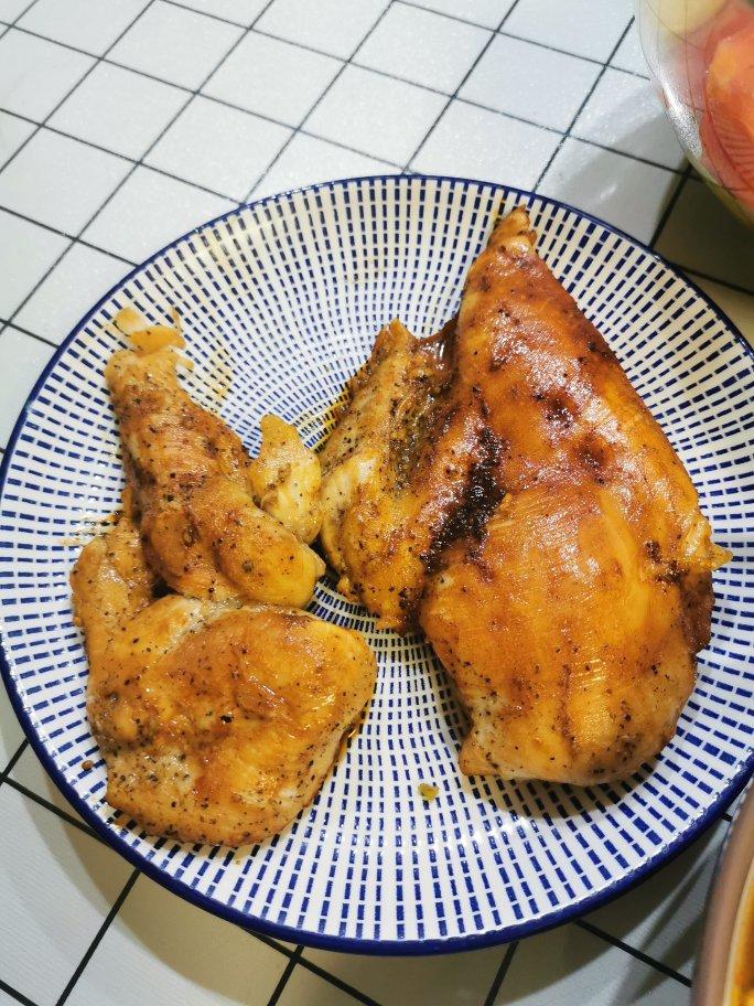 【嫩煎鸡胸肉】