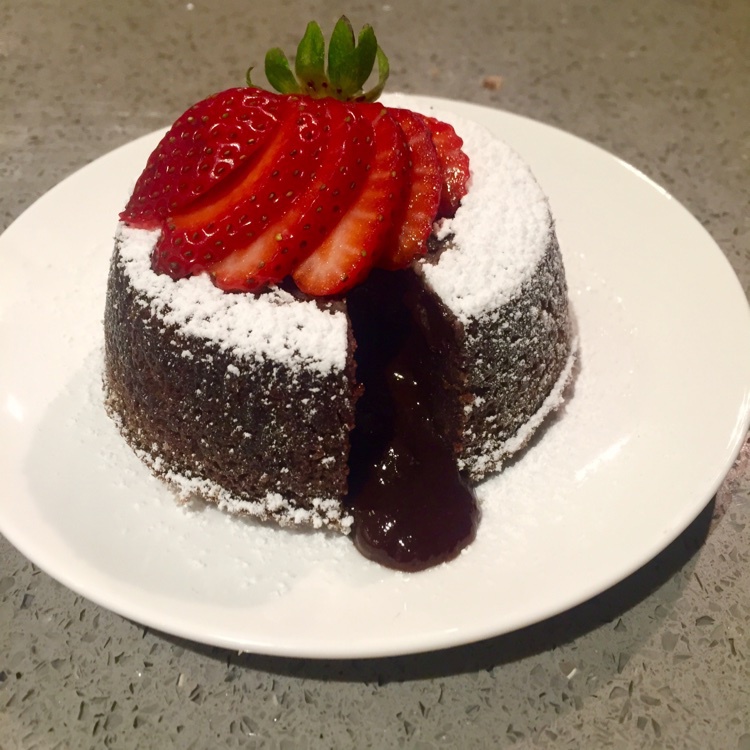 巧克力熔岩蛋糕 Chocolate Molten Lava Cake