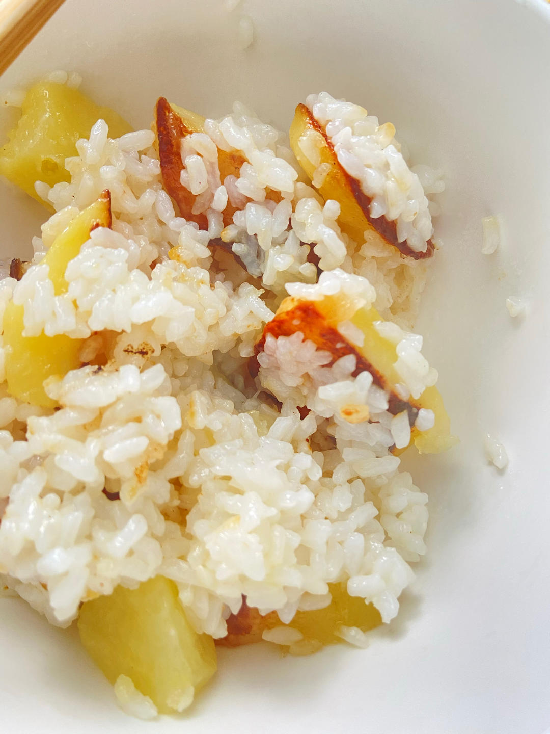 那一碗销魂的锅巴土豆饭（洋芋蒸饭）