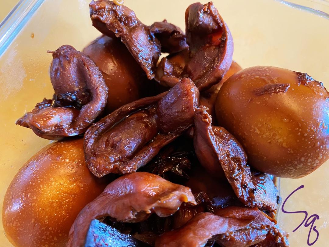 黑芝麻糊糊做的超简单卤鸡胗